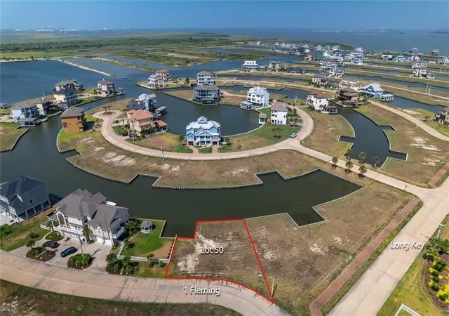 4th image of 1 Fleming, Hitchcock, TX 77563 | MLS# 80269854