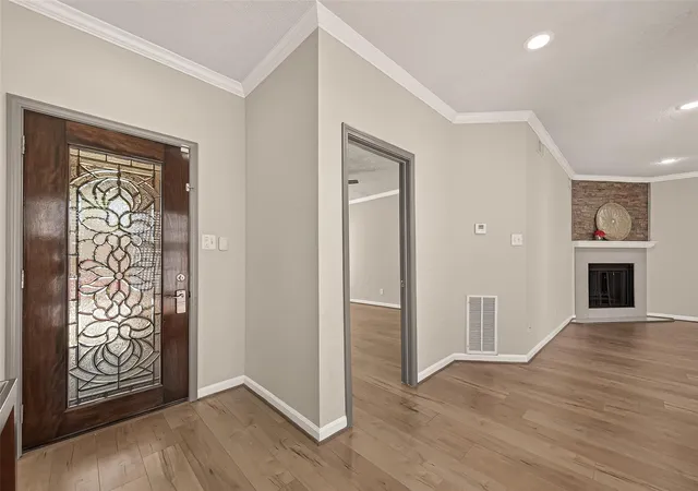 Photo 3 of Townhouse for sale at 4024 Breakwood Dr, Houston, TX 77025 | MLS# 25034179 | Listing updated on 2026-08-28