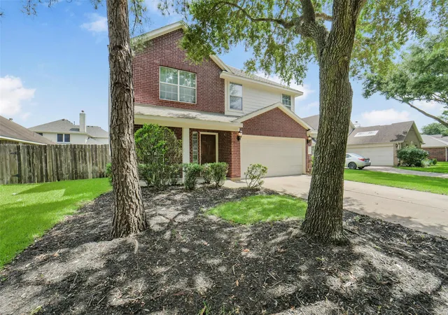 Photo 2 of Sale Pending at 17326 Danbury Brg Dr, Houston, TX 77095 | MLS# 78839692 | Listing updated on 2026-09-11
