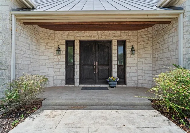 Photo 4 of Single family home for sale at 167 Wimberley Ranch Rd, Wimberley, TX 78676 | MLS# 43370955 | Listing updated on 2026-05-17