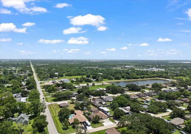 42nd image of 607 Sharondoah Dr, Highlands, TX 77562 | MLS# 33974344