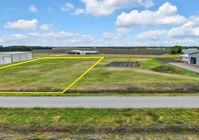 1st image of 7787 Meteor Dr, Sealy, TX 77474 | MLS# 7475593