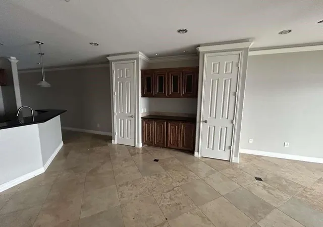 4th image of 7039 Kingston Cove Ln #303, Willis, TX 77318 | MLS# 36489651
