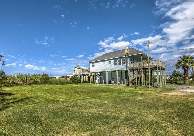 Homes for sale in Crystal Beach, TX | 1745 Catfish Ln, Crystal Beach, TX 77650 | MLS# 11691123