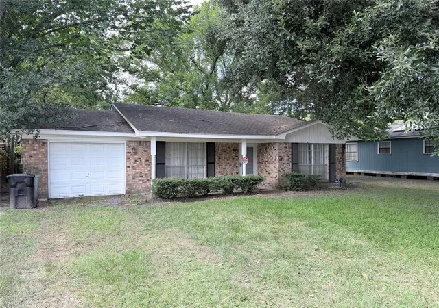 1st image of 4027 1st St, Brookshire, TX 77423 | MLS# 33432780
