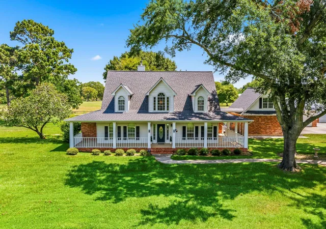 3rd image of 11443 Outpost Cove Dr, Willis, TX 77318 | MLS# 45815469