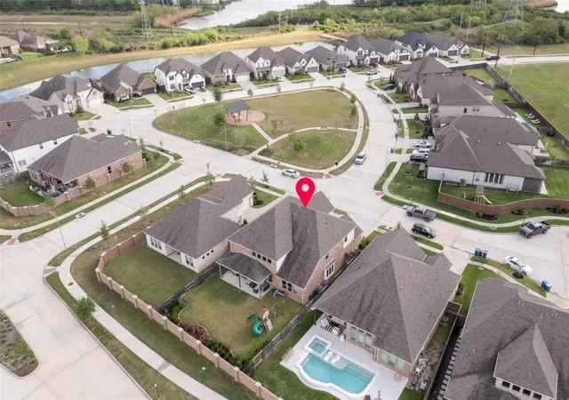 Homes for sale in Webster, TX | 922 Shumard St, Webster, TX 77598 | MLS# 75273141