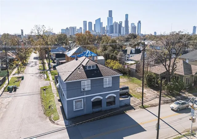 1st image of 1310 Lorraine St, Houston, TX 77009 | MLS# 45368605