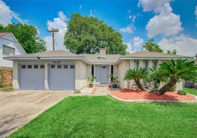 1st image of 4126 Worrell Dr, Houston, TX 77045 | MLS# 12038616