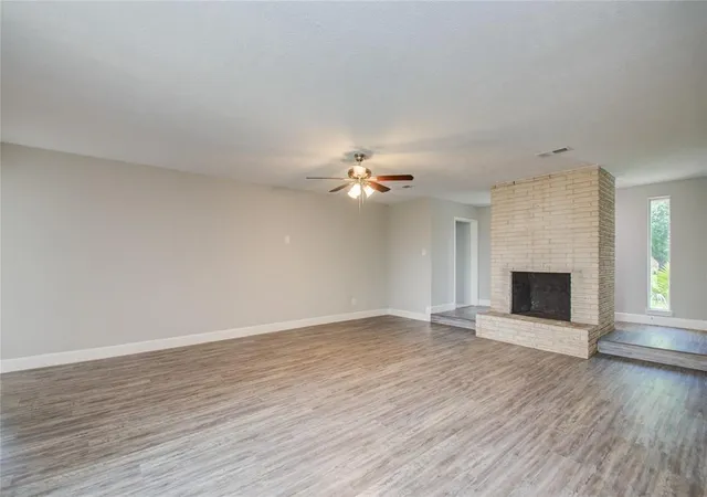 3rd image of 4126 Worrell Dr, Houston, TX 77045 | MLS# 12038616
