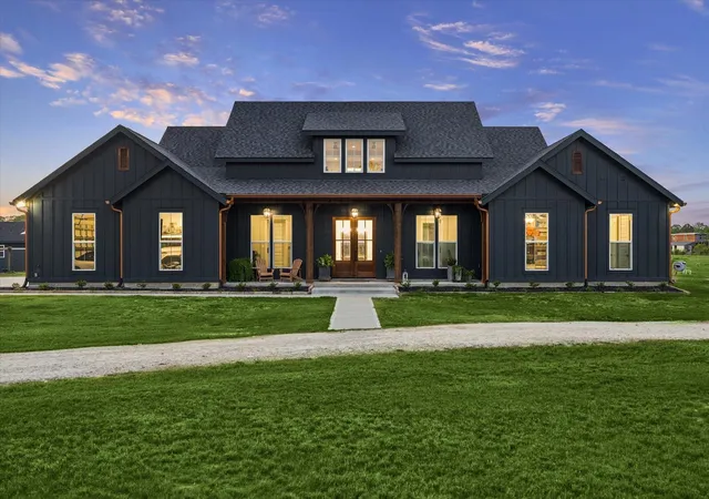 Photo 3 of Sale Pending at 2610 County Rd 163, Alvin, TX 77511 | MLS# 79398116 | Listing updated on 2026-09-12