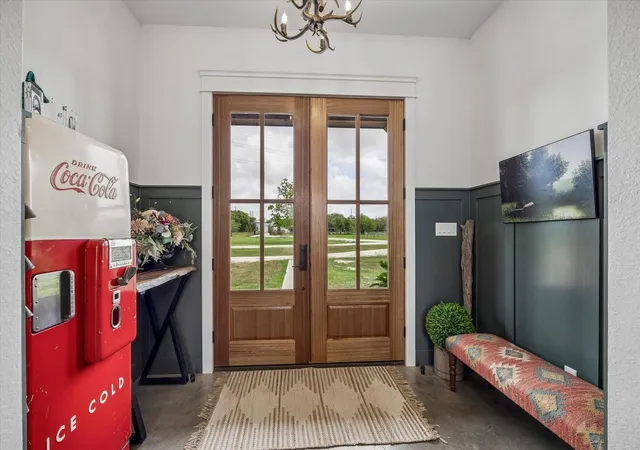 Photo 4 of Sale Pending at 2610 County Rd 163, Alvin, TX 77511 | MLS# 79398116 | Listing updated on 2026-09-12