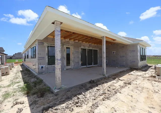 Photo 3 of Single family home for sale at 12302 Denham Dr, Mont Belvieu, TX 77523 | MLS# 53499921 | Listing updated on 2026-09-19