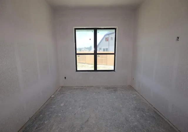 Photo 4 of Single family home for sale at 12302 Denham Dr, Mont Belvieu, TX 77523 | MLS# 53499921 | Listing updated on 2026-09-19