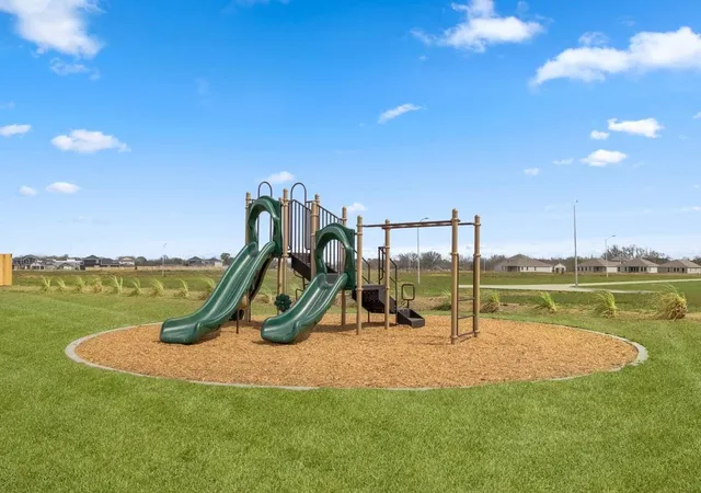 5th image of 12819 Autumn Woods Dr, Crosby, TX 77532 | MLS# 21033209