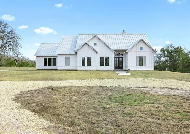 Homes for sale in Ledbetter, TX | 4991 Schott Rd, Ledbetter, TX 78946 | MLS# 77248978