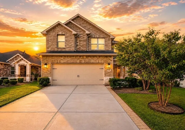 Photo 1 of Single family home for sale at 9245 Inland Leather Ln, Conroe, TX 77385 | MLS# 3625955 | Listing updated on 2026-08-31