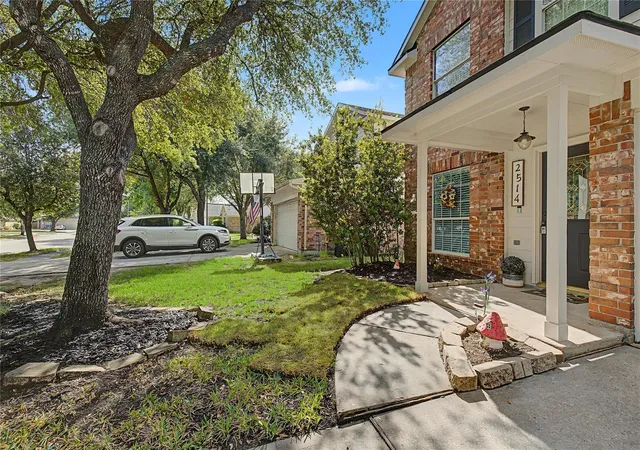 Photo 3 of Single family home for sale at 2514 Braley Park Ln, Conroe, TX 77385 | MLS# 76981312 | Listing updated on 2026-10-06