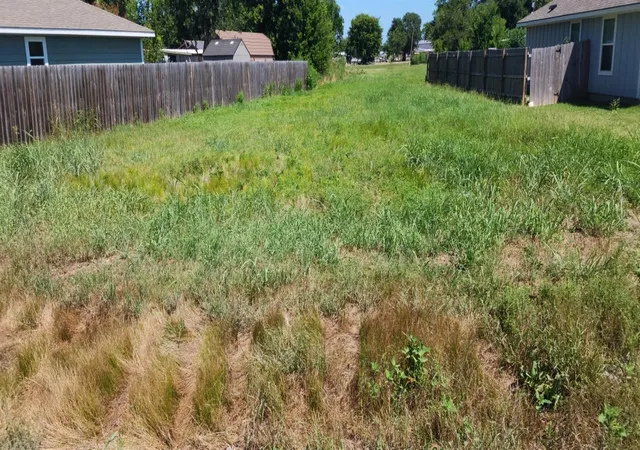 image of 00 Sycamore St, Hearne, TX 77589 | MLS# 36048491