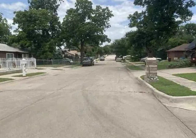 5th image of 2909 Fitzhugh Ave, Fort Worth, TX 76105 | MLS# 24501794