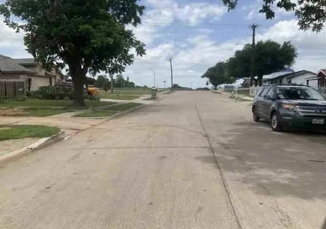 6th image of 2909 Fitzhugh Ave, Fort Worth, TX 76105 | MLS# 24501794