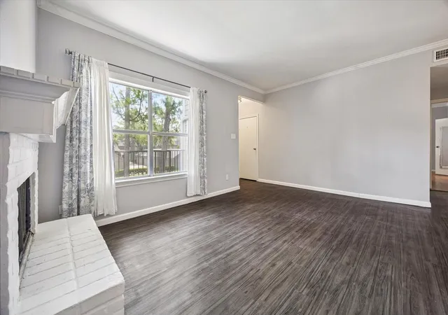 4th image of 702 Bering Dr #117, Houston, TX 77057 | MLS# 43701619