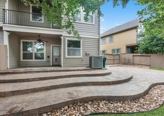 Photo 21 of Townhouse for sale at 211 Cheswood Forest Pl, Montgomery, TX 77316 | MLS# 5464612 | Listing updated on 2026-06-17