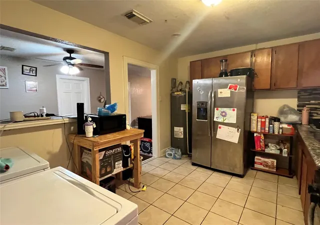 Photo 3 of Multi family home for sale at 1124 47th Street, Galveston, TX 77551 | MLS# 95254084 | Listing updated on 2026-08-03