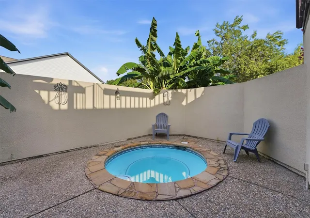 Photo 3 of Townhouse for sale at 3822 Lakewood Dr, Montgomery, TX 77356 | MLS# 94856862 | Listing updated on 2026-07-14