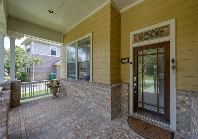 Homes for sale in The Woodlands, TX | 74 W Tapestry Park Cir, The Woodlands, TX 77381 | MLS# 24323309