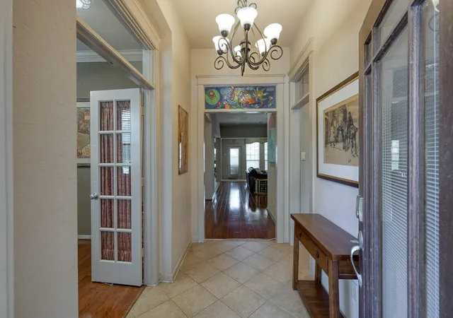4th image of 74 W Tapestry Park Cir, The Woodlands, TX 77381 | MLS# 24323309