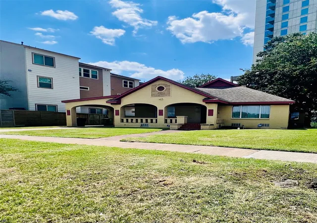 Photo 1 of Single family home for sale at 132 Carson Ct, Houston, TX 77004 | MLS# 80162468 | Listing updated on 2026-08-29