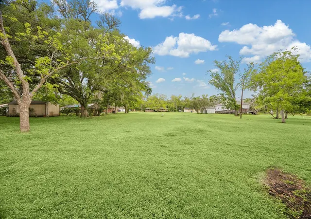 35th image of 1107 Hallie St, Sweeny, TX 77480 | MLS# 44510390