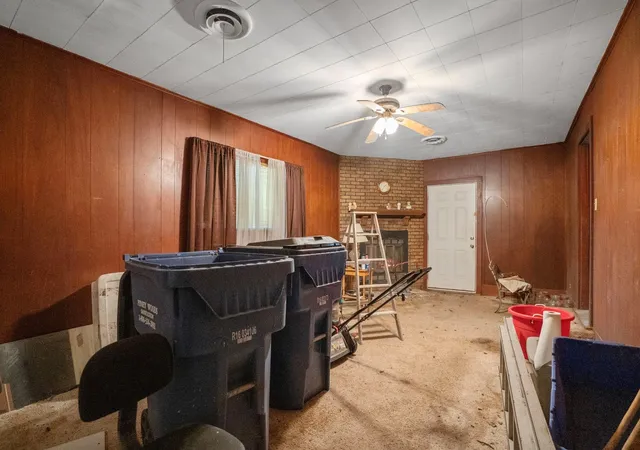 Photo 2 of Sale Pending at 104 Britton Dr, Silsbee, TX 77656 | MLS# 71699485 | Listing updated on 2026-09-27