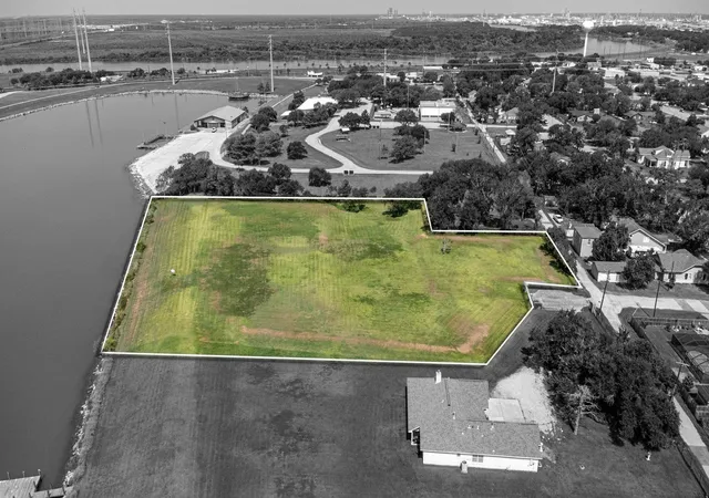 5th image of 524 & 614 Mystery Harbor Lane, Freeport, TX 77541 | MLS# 68781055