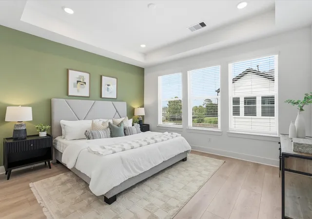 Photo 3 of Multi family home for sale at 253 255 De Boll Street, Houston, TX 77022 | MLS# 70346293 | Listing updated on 2026-09-15
