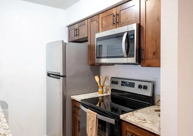 3rd image of 13151 Walden Rd #135, Montgomery, TX 77356 | MLS# 53143913