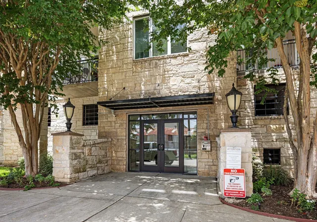 5th image of 1900 Genesee St #203, Houston, TX 77006 | MLS# 8080529