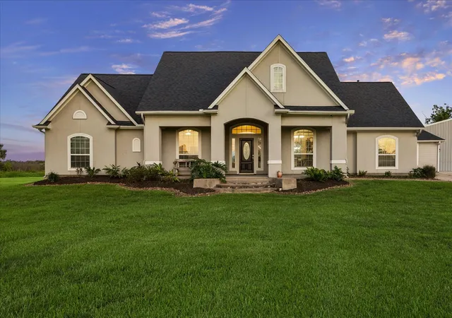 Photo 2 of Single family home for sale at 2702 Horseshoe Ln, Rosharon, TX 77583 | MLS# 84856459 | Listing updated on 2026-08-26