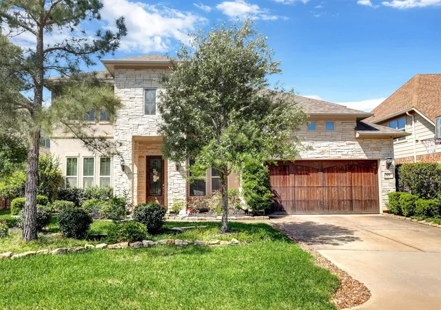 Homes for sale in Tomball, TX | 103 Birch Canoe Dr, Tomball, TX 77375 | MLS# 4544521