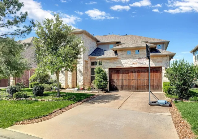 Homes for sale in Tomball, TX | 103 Birch Canoe Dr, Tomball, TX 77375 | MLS# 4544521