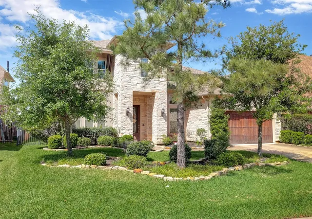 3rd image of 103 Birch Canoe Dr, Tomball, TX 77375 | MLS# 4544521