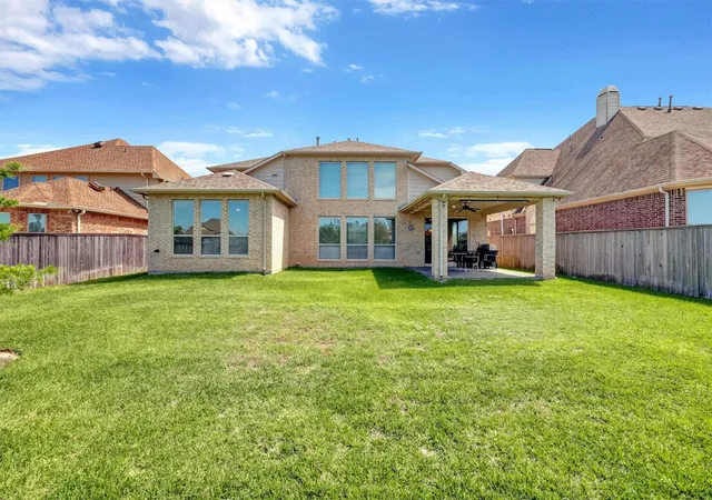 Homes for sale in Tomball, TX | 103 Birch Canoe Dr, Tomball, TX 77375 | MLS# 4544521