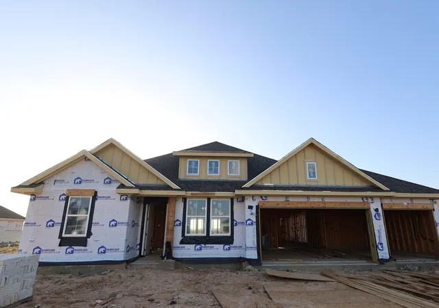 Photo 3 of Sale Pending at 5005 Bluebell Way, Waller, TX 77484 | MLS# 3694806 | Listing updated on 2026-09-24