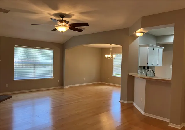 Homes for sale in Kemah, TX | 1827 Oak Ridge Dr, Kemah, TX 77565 | MLS# 9031553