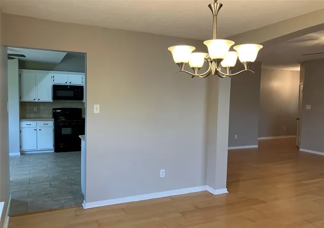 Homes for sale in Kemah, TX | 1827 Oak Ridge Dr, Kemah, TX 77565 | MLS# 9031553