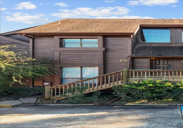 3rd image of 671 Davis Rd, League City, TX 77573 | MLS# 49685679