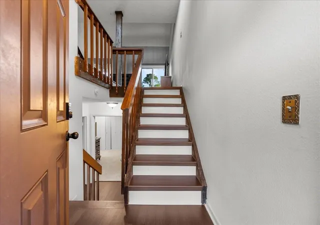 5th image of 671 Davis Rd, League City, TX 77573 | MLS# 49685679