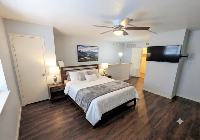 2nd image of 2100 Wilcrest Dr #119, Houston, TX 77042 | MLS# 60448389