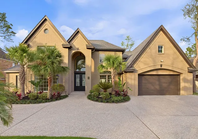 5th image of 27 Pleasure Cove Dr, The Woodlands, TX 77381 | MLS# 93649608